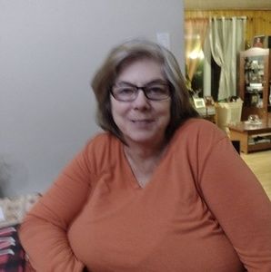 Meet your Posher, Suzanne